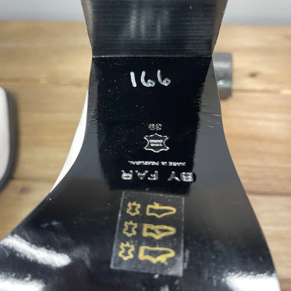 BY FAR Women's Block Heel Mule Clog Size 39 White Nappa Leather Pointed Toe - Picture 9 of 16